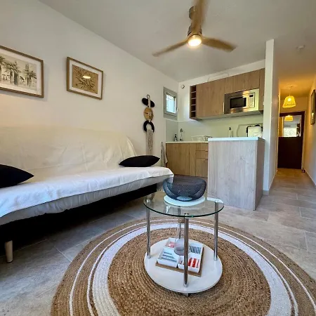 Loft En Bord De Aux Salins A شقة Hyères